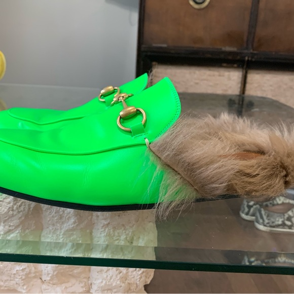 Neon green fur lined Gucci slip ons - Picture 4 of 10